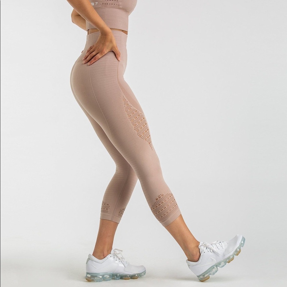 gymshark taupe energy seamless cropped leggings
